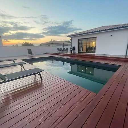 Superbe Avec Piscine 10 Minutes Rocade * Loupes
